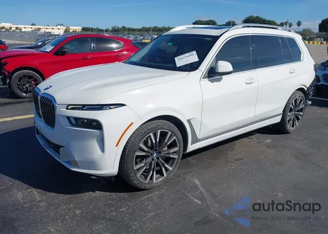 2024 BMW X7 xDrive40I z USA, uszkodzony, nr VIN 5UX23EM05R9U17855